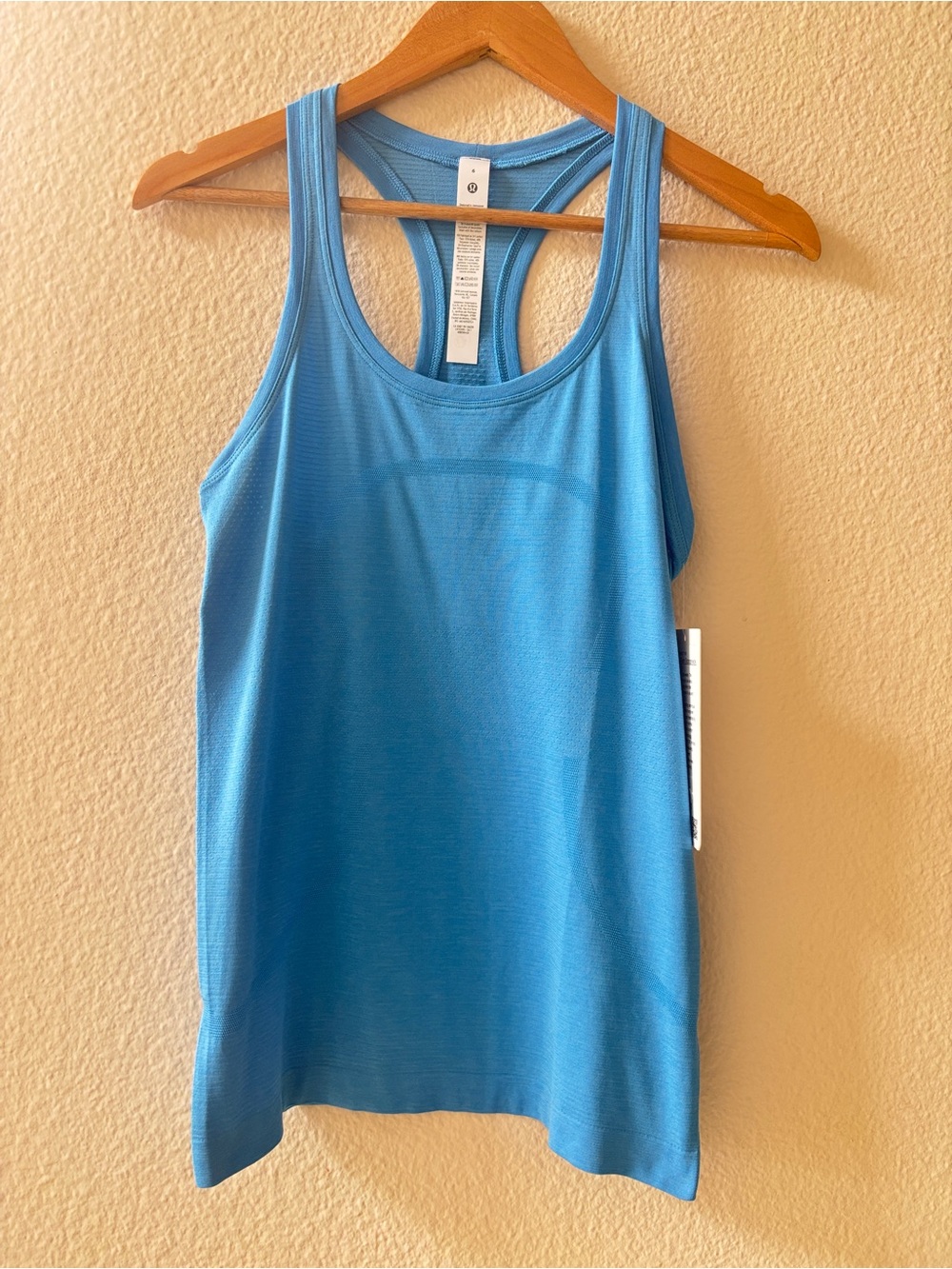 Lululemon Swiftly Tech Scoopneck Tank 2.0 Hip length Size 6